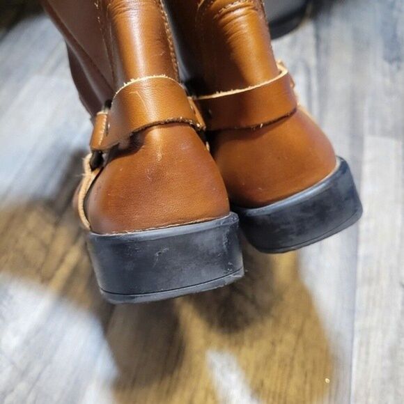 Frye Harness Pull On boot in cognac Tagged Size 5, Run Big - Picture 6 of 7